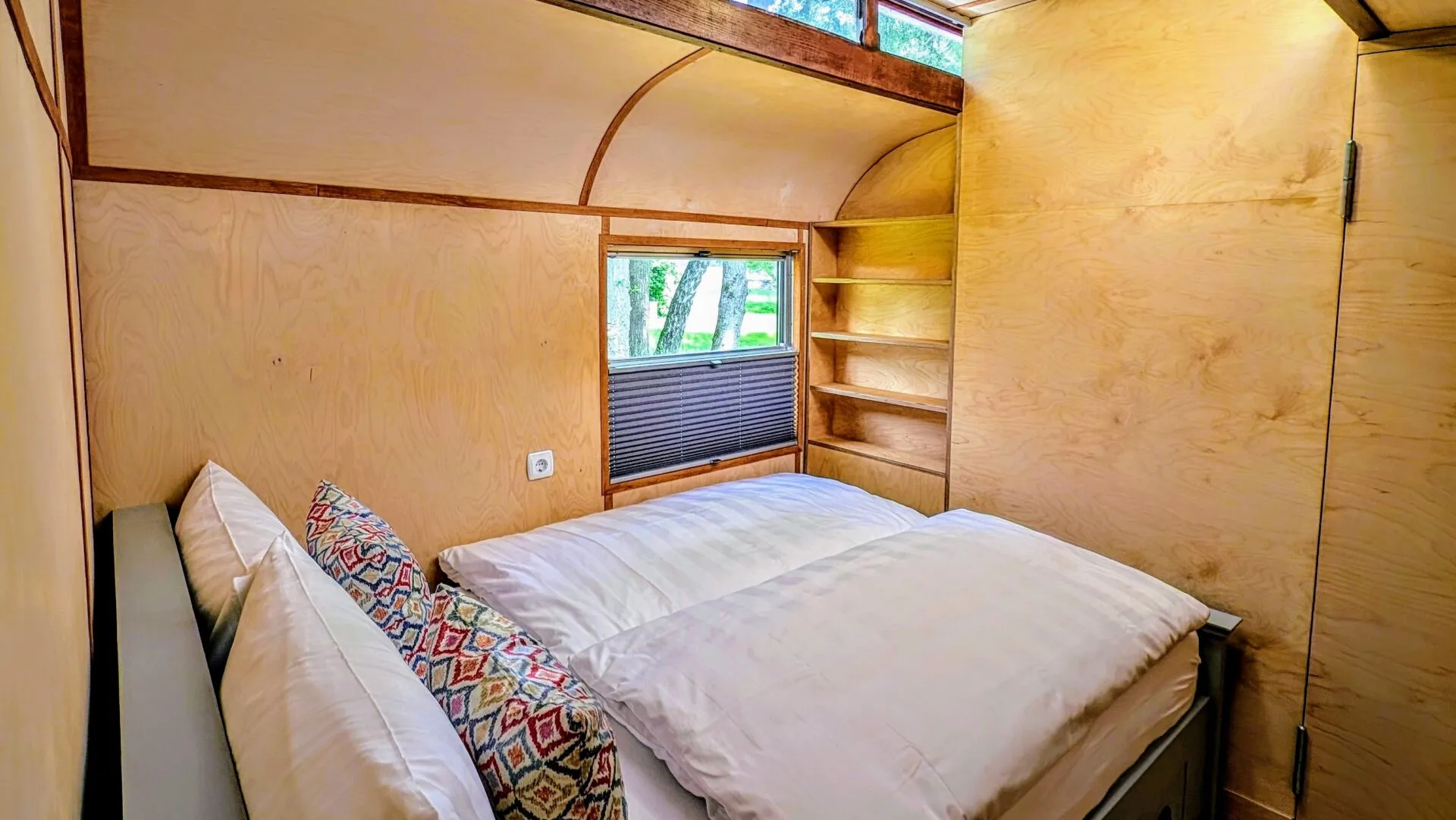 Zirkuswagen Bett Schloss Sigrön